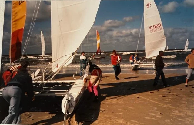 Clubarchief · 050.03, vermoedelijk 1987